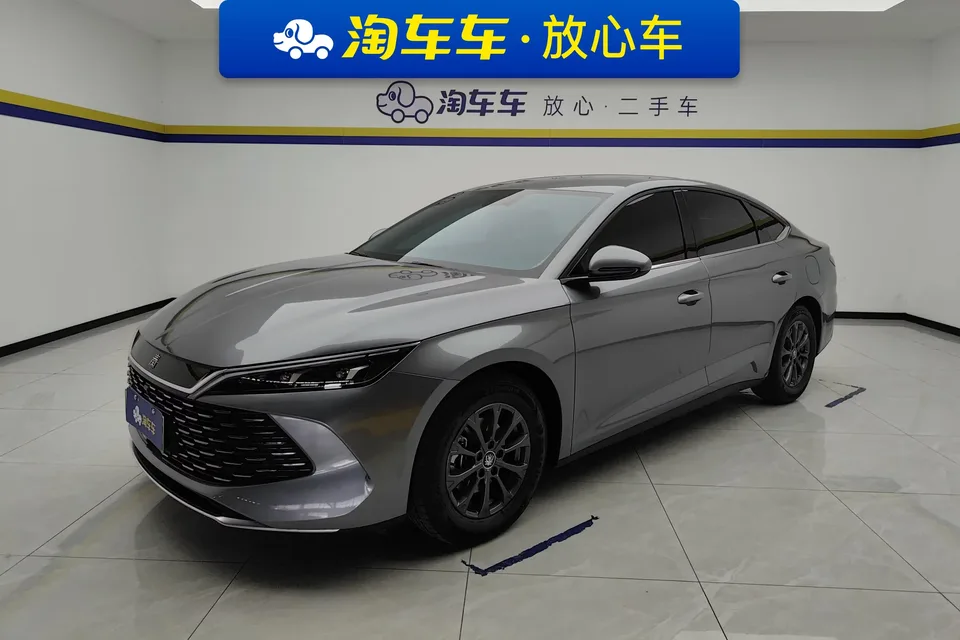 BYD Qin L DM Qin L DM 2024 DM-i 80KM Leading Type 2025 — photo 1, buy with delivery to Moscow