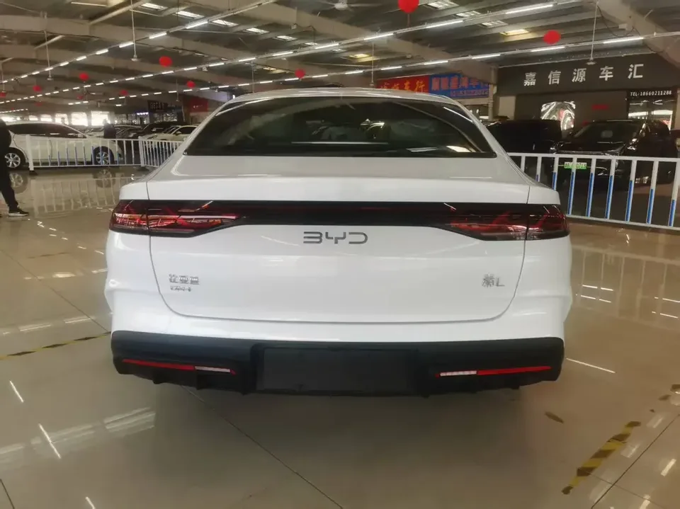 BYD Qin L DM Qin L DM 2024 DM-i 80KM Leading Type 2025 — thumbnail 2