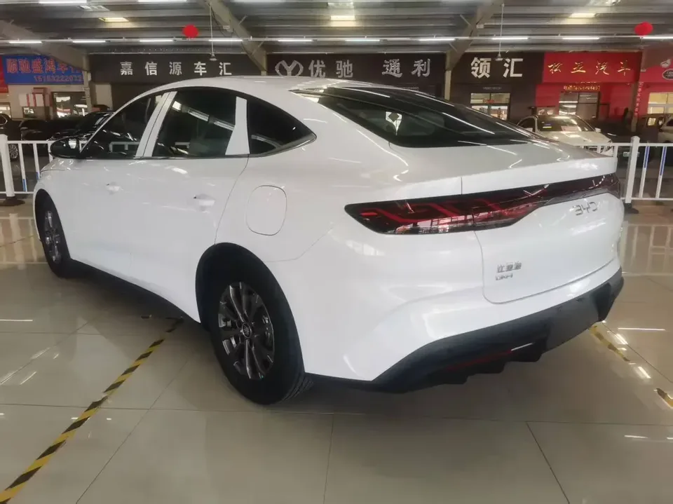 BYD Qin L DM Qin L DM 2024 DM-i 80KM Leading Type 2025 — thumbnail 4