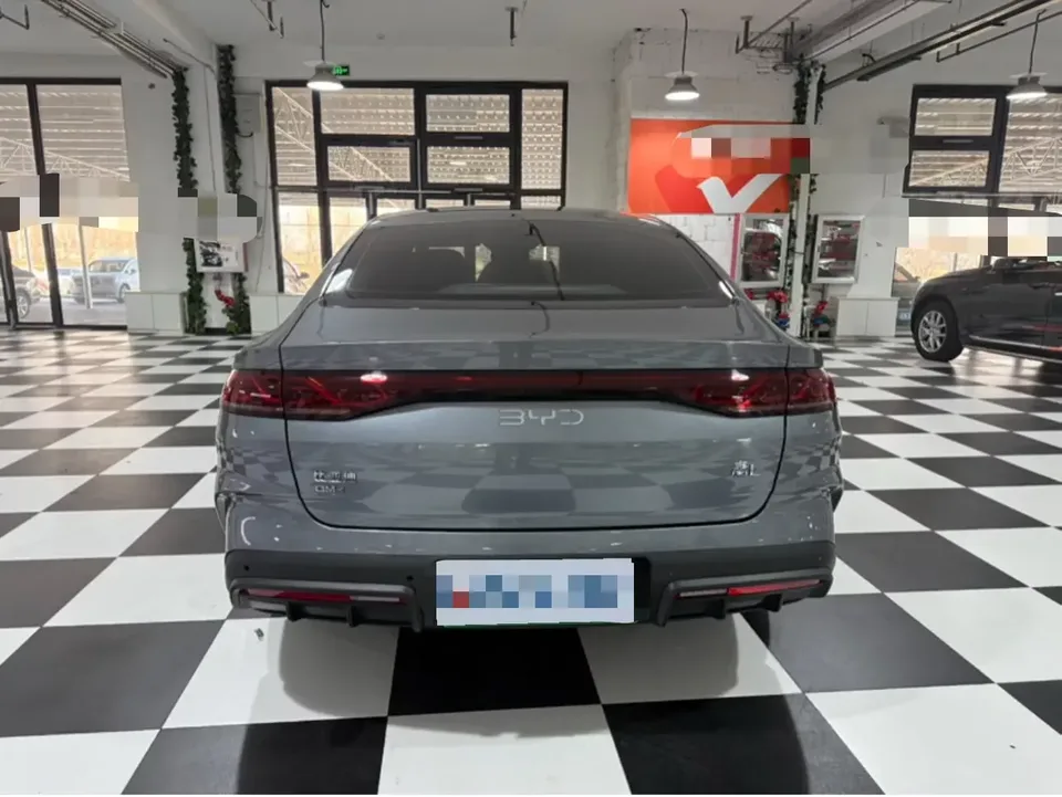 BYD Qin L DM Qin L DM 2024 DM-i 80KM Leading Type 2025 — thumbnail 2