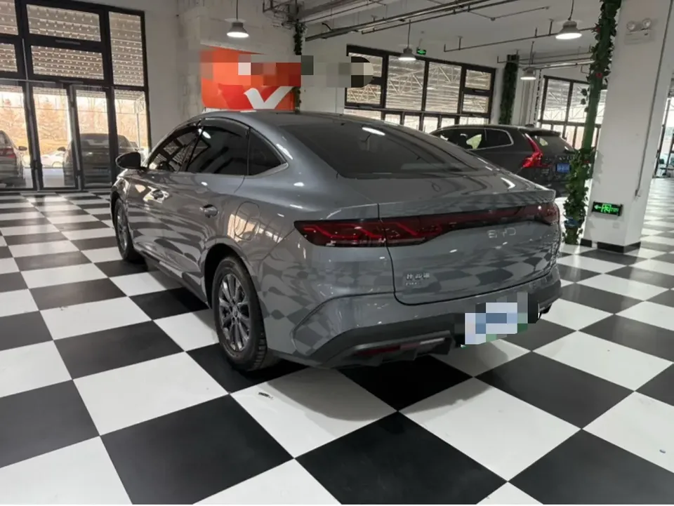 BYD Qin L DM Qin L DM 2024 DM-i 80KM Leading Type 2025 — thumbnail 4