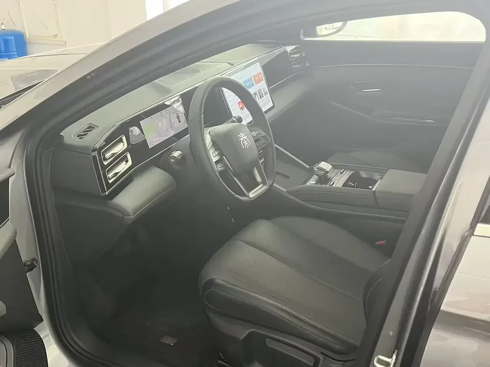 BYD Qin L DM Qin L DM 2025 Intelligent Driving Edition DM-i 80KM Leading Edition 2025 — thumbnail 5