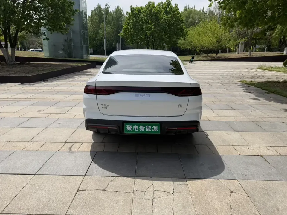 BYD Qin L DM Qin L DM 2024 DM-i 80KM Leading Type 2025 — thumbnail 2