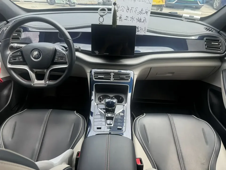 BYD Qin PLUS EV Qin PLUS EV 2021 400KM Luxury 2022 — thumbnail 3