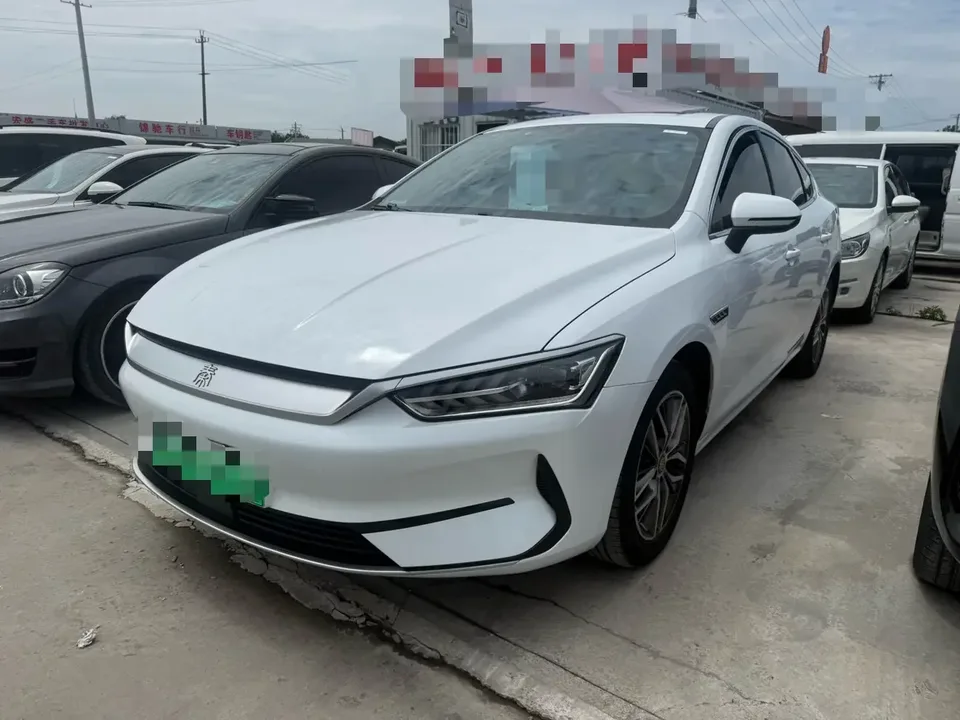 BYD Qin PLUS EV Qin PLUS EV 2021 400KM Luxury 2022 — photo 1, buy with delivery to Moscow