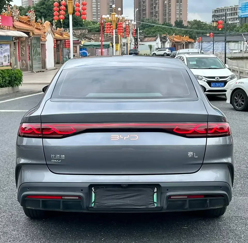 BYD Qin L DM Qin L DM 2024 DM-i 80KM Leading Type 2025 — thumbnail 4