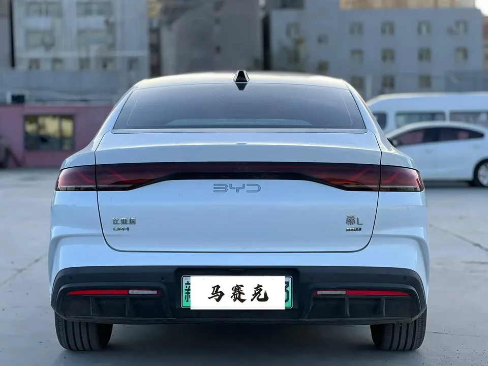 BYD Qin L DM Qin L DM 2025 Intelligent Driving Edition DM-i 120KM Leading Edition 2025 — thumbnail 2