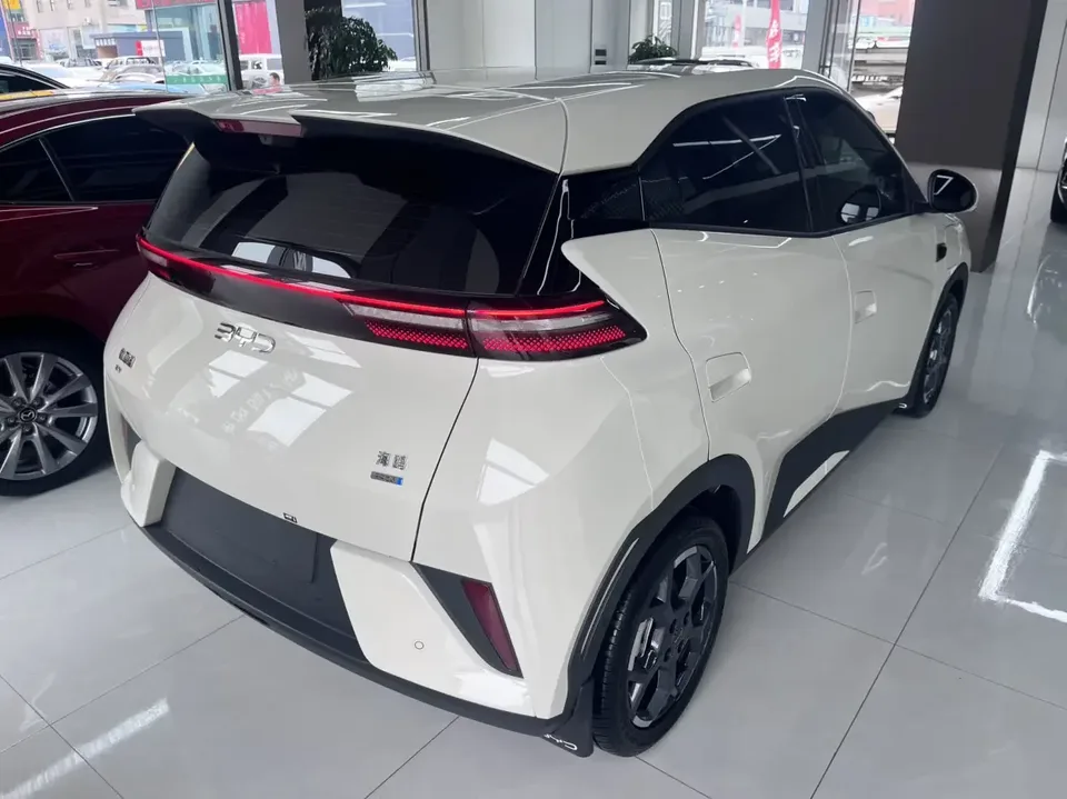 BYD Seagull seagull 2025 Smart Driving Edition 305KM Free Edition 2025 — thumbnail 4