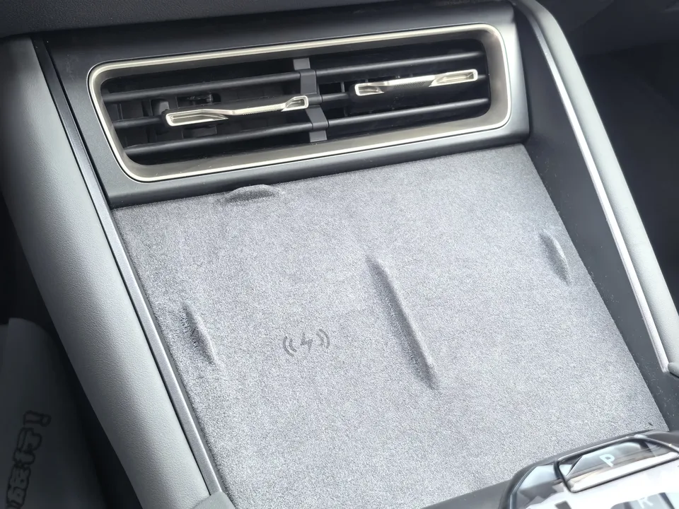 BYD Qin L DM Qin L DM 2025 DM-i 120KM Intelligent Driving Edition 2025 — thumbnail 3