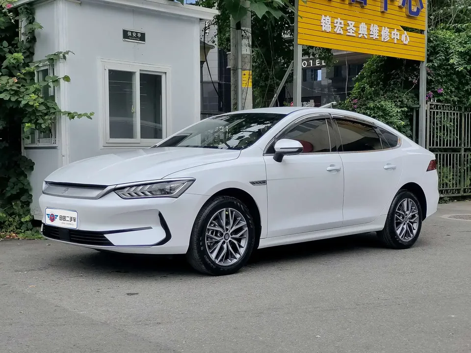BYD Qin PLUS EV Qin PLUS EV 2024 Honor Edition 420KM Leading Model 2024 — photo 1, buy with delivery to Moscow