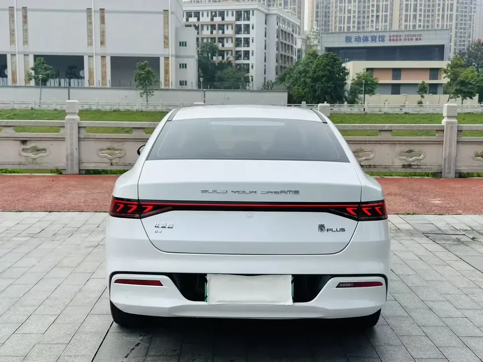 BYD Qin PLUS EV Qin PLUS EV 2023 Champion Edition 420KM Leading Type 2023 — миниатюра 2