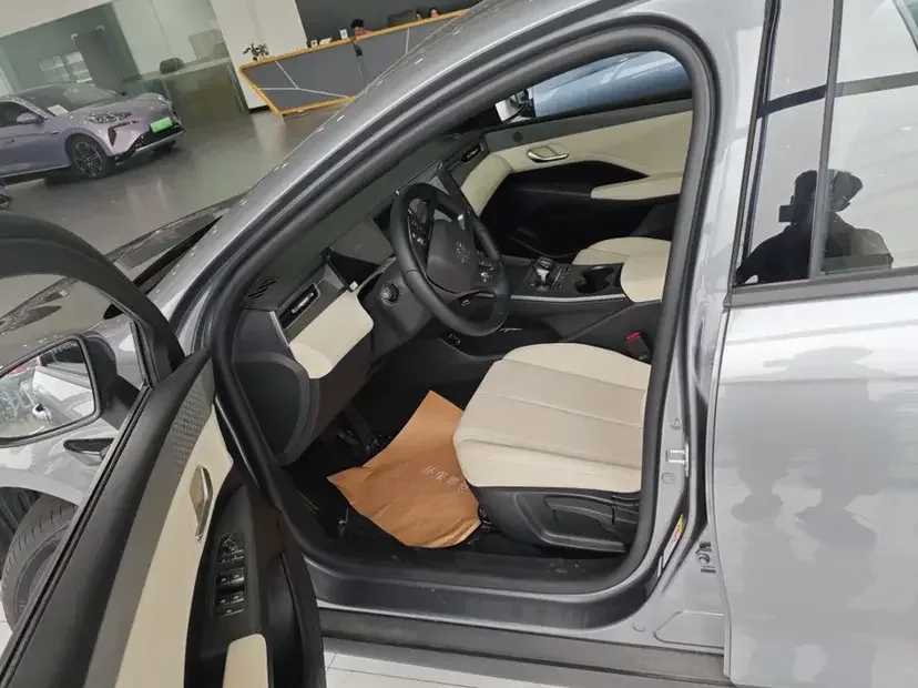 BYD Qin PLUS EV Qin PLUS EV 2025 Intelligent Driving Edition 420KM Leading Type 2025 — thumbnail 5