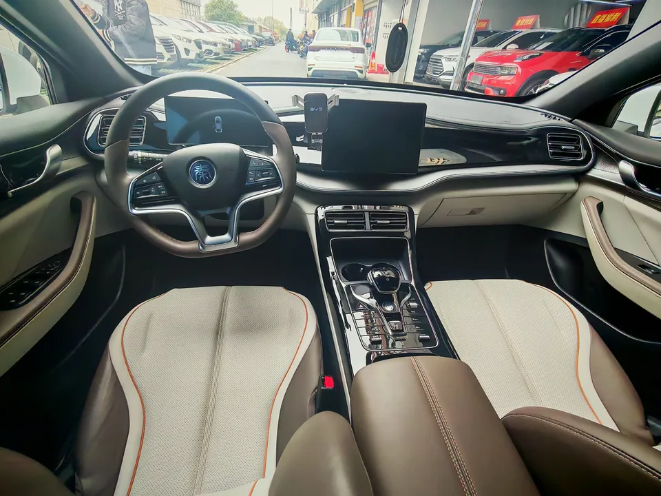 BYD Qin PLUS EV Qin PLUS EV 2024 Honor Edition 510KM Beyond 2024 — thumbnail 5