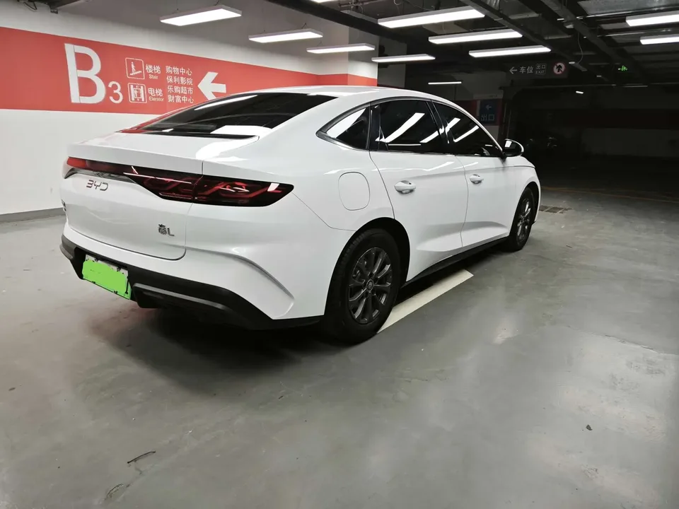 BYD Qin L DM Qin L DM 2024 DM-i 80KM Leading Type 2025 — thumbnail 2