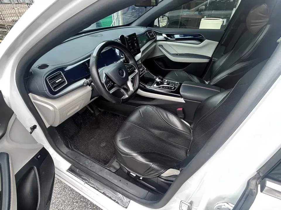 BYD Qin PLUS EV Qin PLUS EV 2021 500KM Luxury 2025 — thumbnail 5
