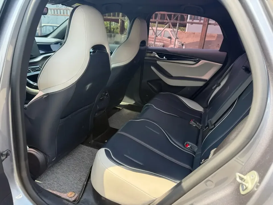 BYD Qin PLUS EV Qin PLUS EV 2021 500KM Luxury 2022 — thumbnail 3