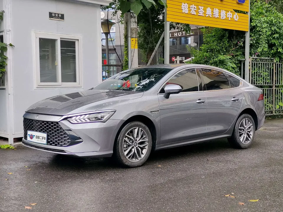 BYD Qin PLUS DM Qin PLUS DM 2023 DM-i Champion Edition 120KM Exceeding Type 2024 — photo 1, buy with delivery to Moscow