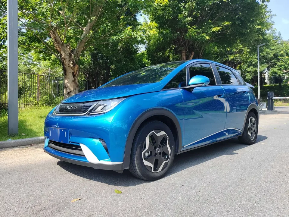 BYD Dolphin dolphin 2021 Fashion version 2023 — photo 1, buy with delivery to Moscow