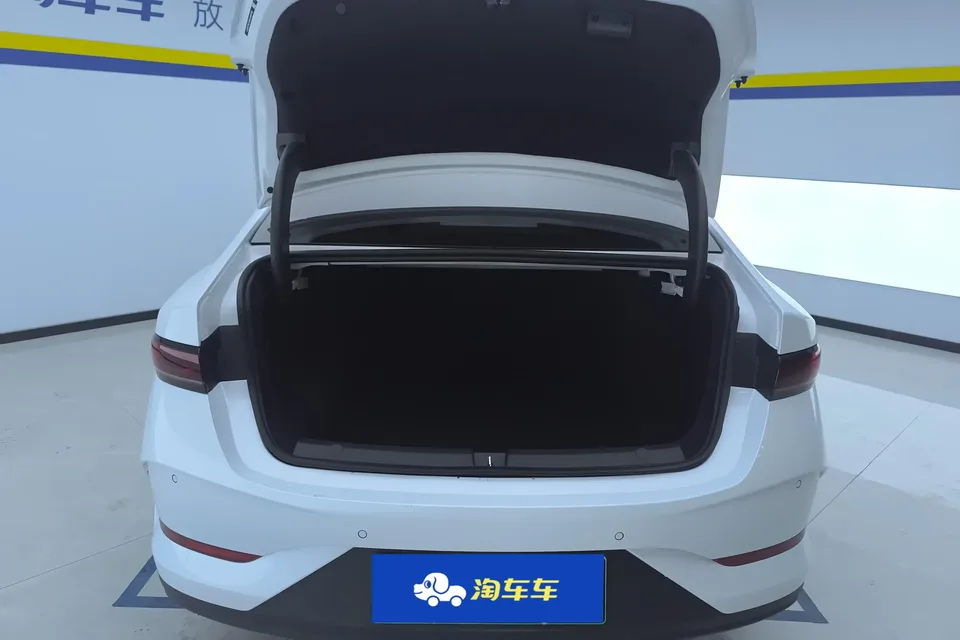 BYD Qin PLUS DM Qin PLUS DM 2025 DM-i 55KM Intelligent Driving Edition Leading Edition 2025 — thumbnail 5