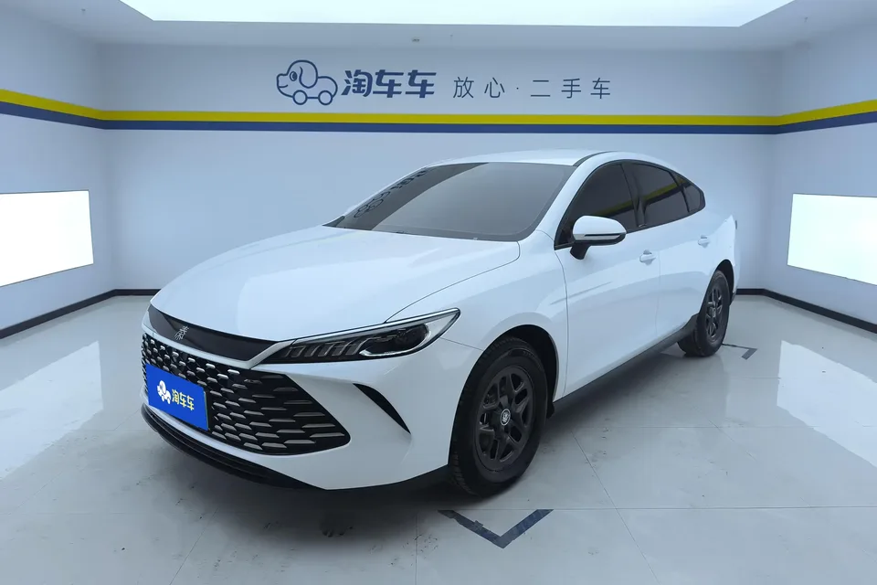 BYD Qin PLUS DM Qin PLUS DM 2025 DM-i 55KM Intelligent Driving Edition Leading Edition 2025 — photo 1, buy with delivery to Moscow
