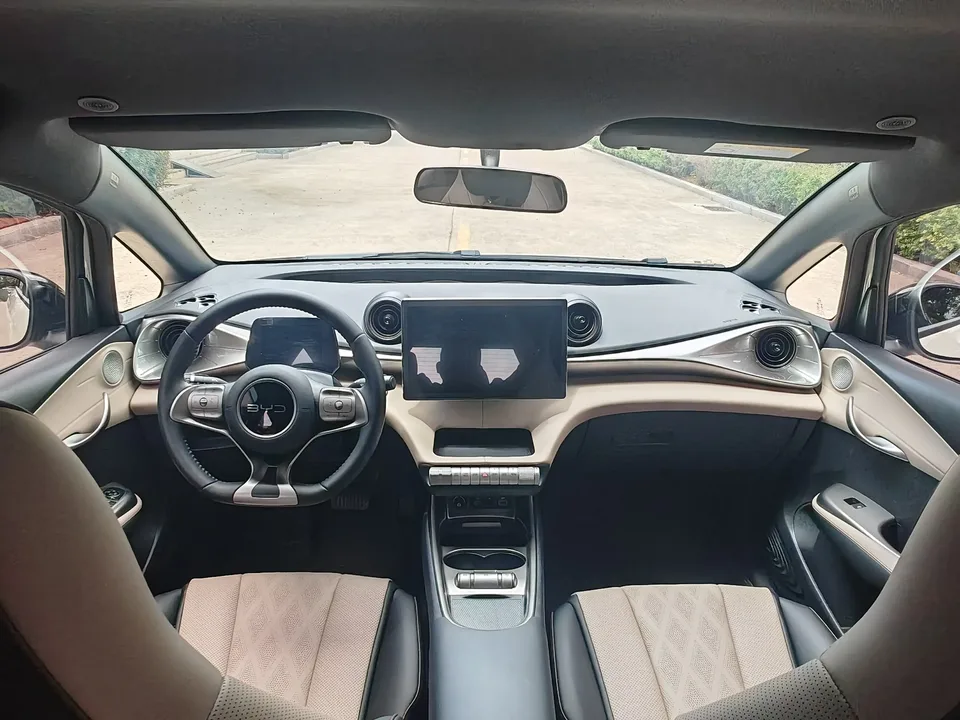 BYD Dolphin dolphin 2025 420KM Free Edition 2026 — миниатюра 3