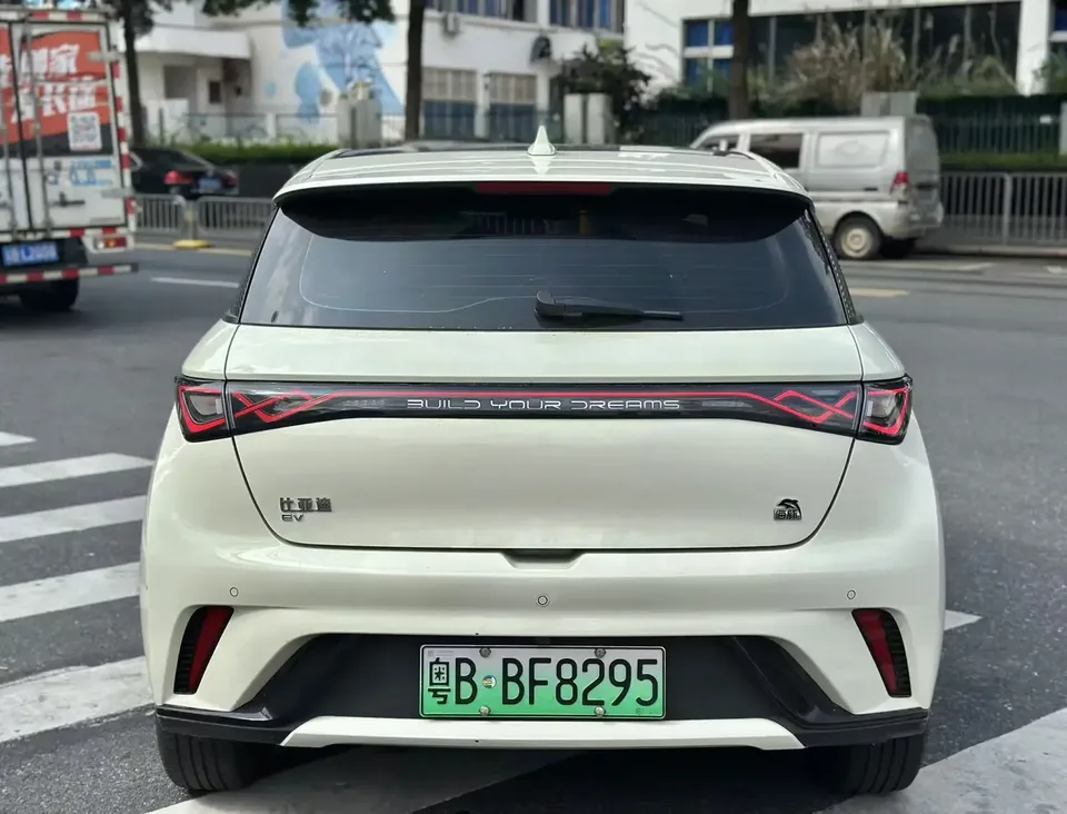BYD Dolphin dolphin 2023 Fashion version 2023 — thumbnail 2