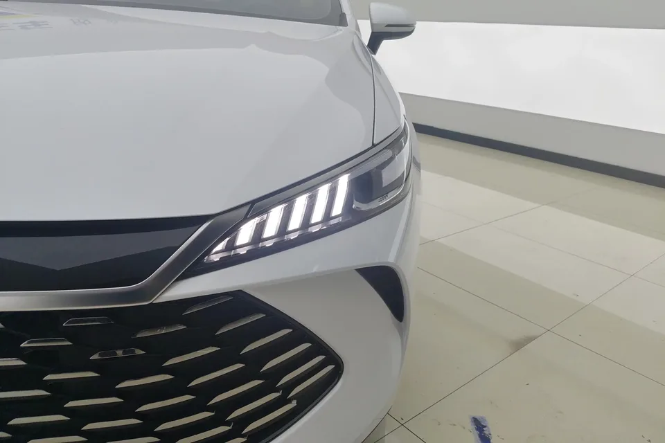 BYD Qin PLUS DM Qin PLUS DM 2025 DM-i 55KM Intelligent Driving Edition Leading Edition 2025 — thumbnail 3