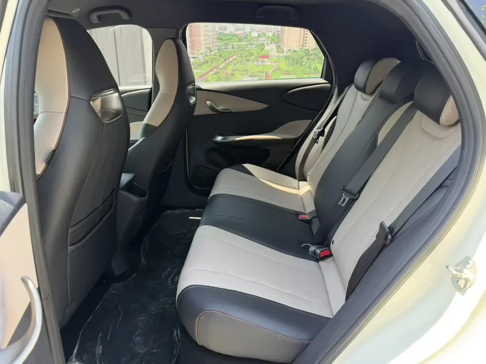 BYD Dolphin dolphin 2024 Glory Edition 420km Freedom Edition 2024 — thumbnail 3