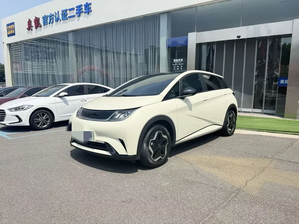 BYD Dolphin dolphin 2021 Fashion version 2023 — photo 1, buy with delivery to Moscow