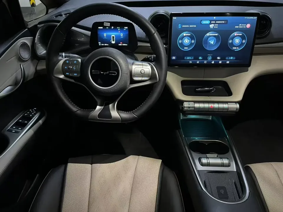 BYD Dolphin dolphin 2024 Honor Edition 420km Fashion Edition 2024 — thumbnail 3