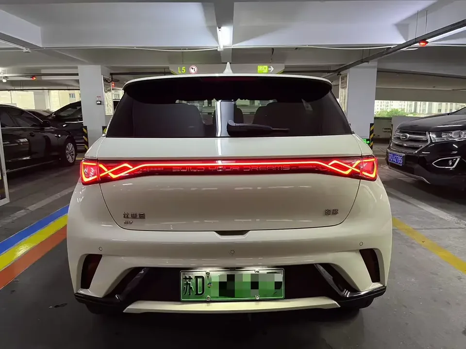 BYD Dolphin dolphin 2024 Honor Edition 420km Fashion Edition 2024 — thumbnail 4