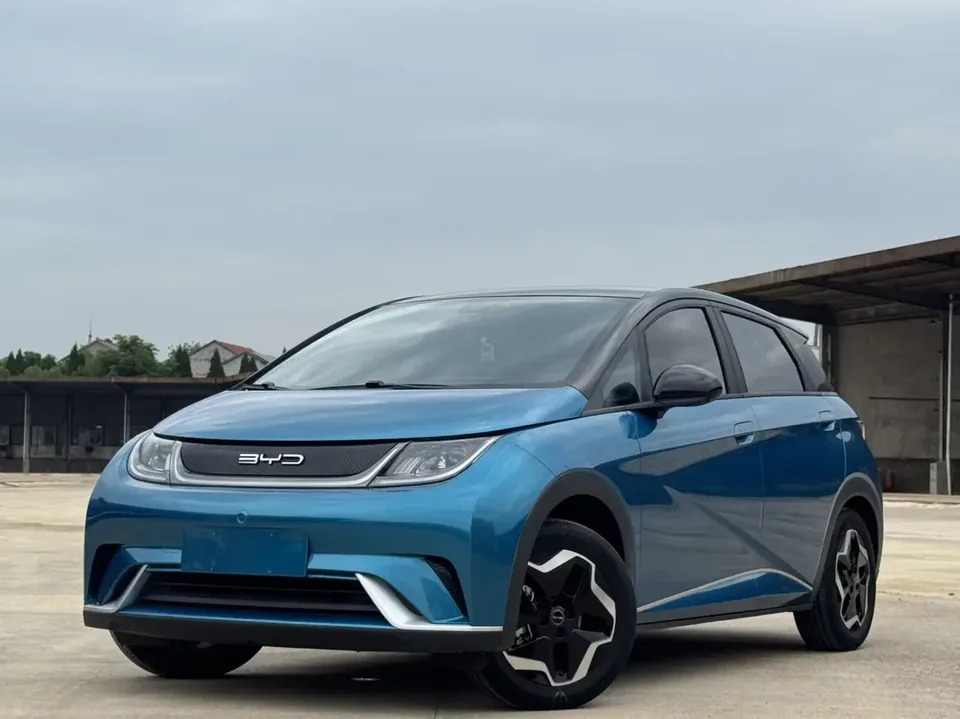 BYD Dolphin dolphin 2021 Fashion version 2022 — photo 1, buy with delivery to Moscow