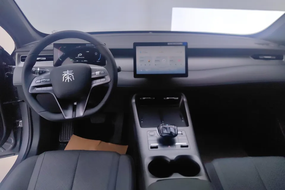 BYD Qin PLUS DM Qin PLUS DM 2025 DM-i 55KM Intelligent Driving Edition Leading Edition 2025 — thumbnail 4