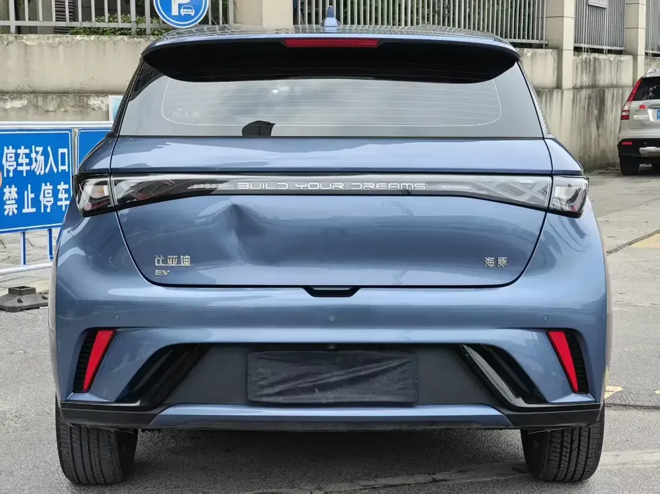BYD Dolphin dolphin 2024 Glory Edition 420km Freedom Edition 2025 — thumbnail 2