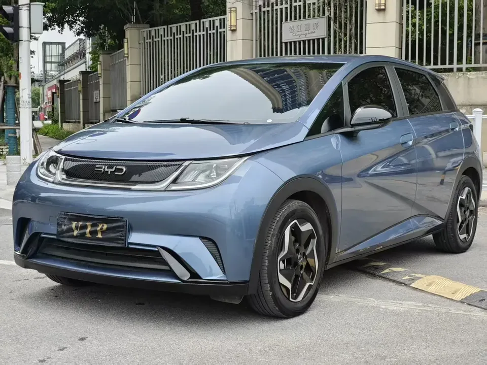 BYD Dolphin dolphin 2024 Glory Edition 420km Freedom Edition 2025 — photo 1, buy with delivery to Moscow