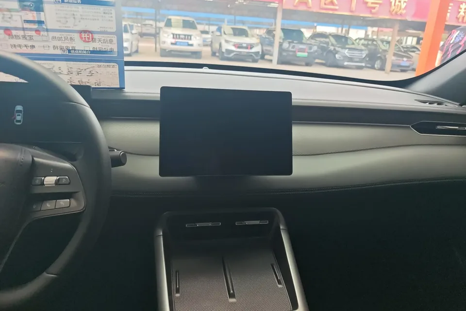 BYD Qin PLUS DM Qin PLUS DM 2025 DM-i 55KM Intelligent Driving Edition Leading Edition 2025 — thumbnail 4