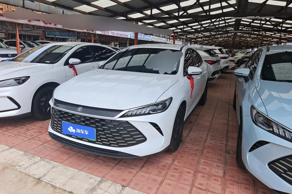 BYD Qin PLUS DM Qin PLUS DM 2025 DM-i 55KM Intelligent Driving Edition Leading Edition 2025 — photo 1, buy with delivery to Moscow