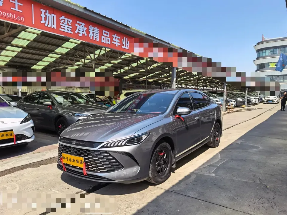 BYD Qin PLUS DM Qin PLUS DM 2025 DM-i 55KM Intelligent Driving Edition Leading Edition 2025 — photo 1, buy with delivery to Moscow