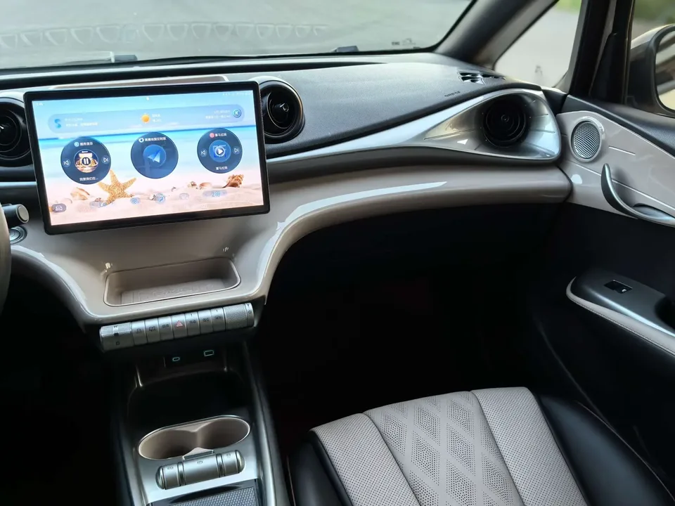 BYD Dolphin dolphin 2024 Glory Edition 420km Freedom Edition 2025 — thumbnail 3