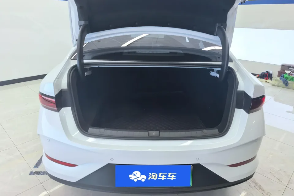 BYD Qin PLUS DM Qin PLUS DM 2025 DM-i 55KM Intelligent Driving Edition Leading Edition 2025 — thumbnail 5