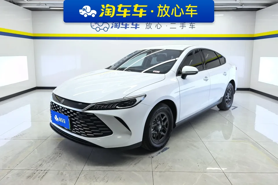 BYD Qin PLUS DM Qin PLUS DM 2025 DM-i 55KM Intelligent Driving Edition Leading Edition 2025 — photo 1, buy with delivery to Moscow