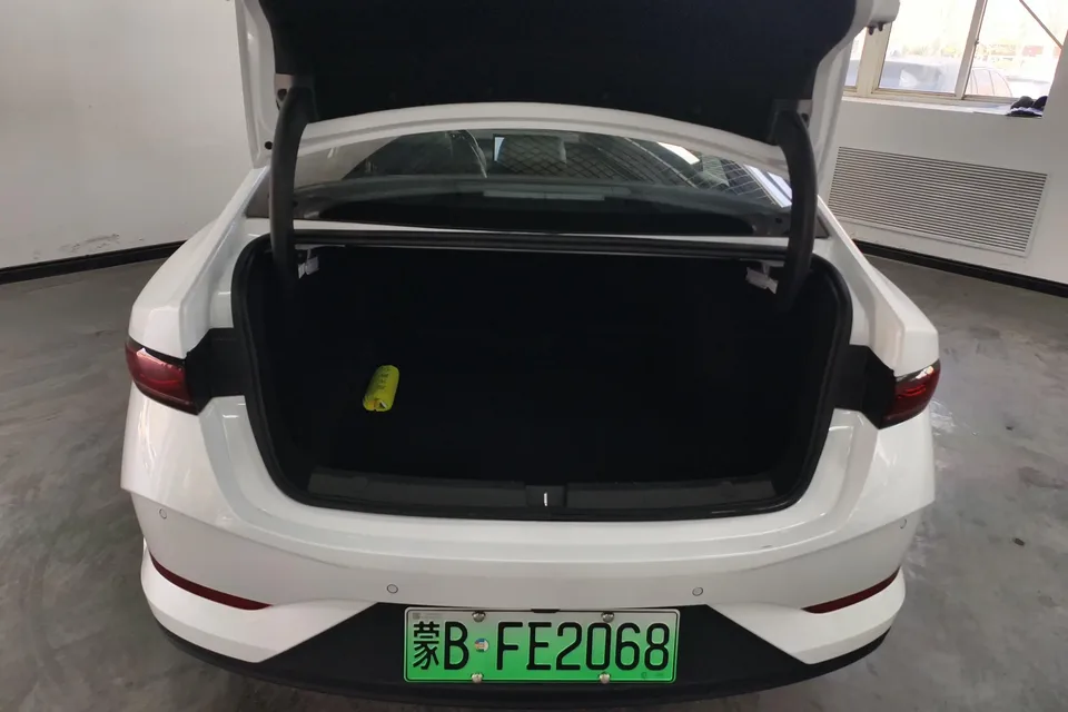 BYD Qin PLUS DM Qin PLUS DM 2025 DM-i 55KM Intelligent Driving Edition Leading Edition 2025 — миниатюра 5