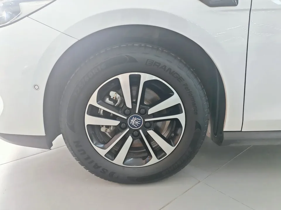 BYD Qin PLUS DM Qin PLUS DM 2025 DM-i 120KM Intelligent Driving Edition 2025 — thumbnail 3