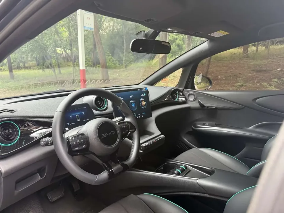 BYD Dolphin dolphin 2024 Glory Edition 420km Freedom Edition 2024 — thumbnail 4