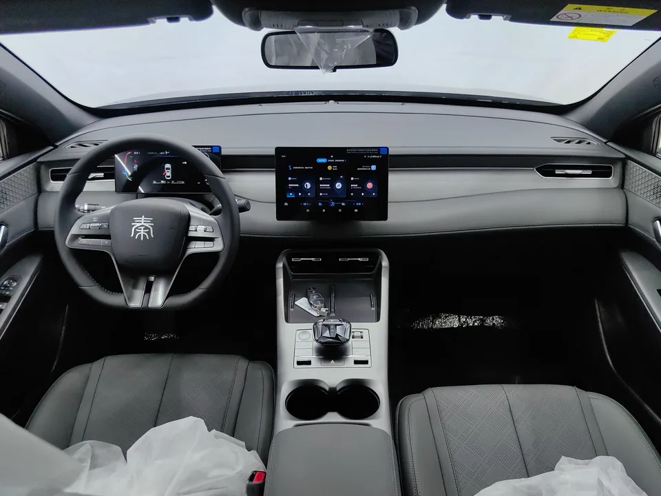 BYD Qin PLUS DM Qin PLUS DM 2025 DM-i 55KM Intelligent Driving Edition Leading Edition 2026 — thumbnail 3