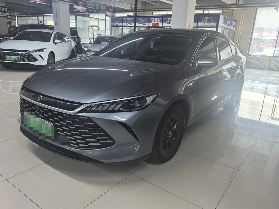 BYD Qin PLUS DM Qin PLUS DM 2025 DM-i 55KM Intelligent Driving Edition Leading Edition 2025 — photo 1, buy with delivery to Moscow