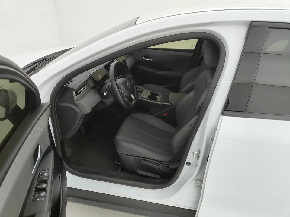 BYD Qin PLUS DM Qin PLUS DM 2025 DM-i Intelligent Driving Version 128KM Progressive 2025 — thumbnail 5