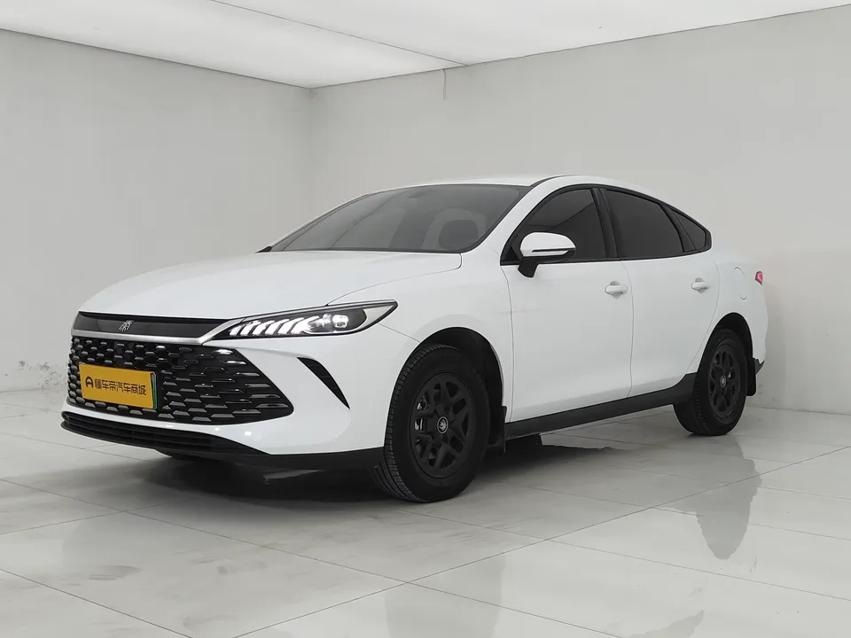 BYD Qin PLUS DM Qin PLUS DM 2025 DM-i Intelligent Driving Version 128KM Progressive 2025 — photo 1, buy with delivery to Moscow