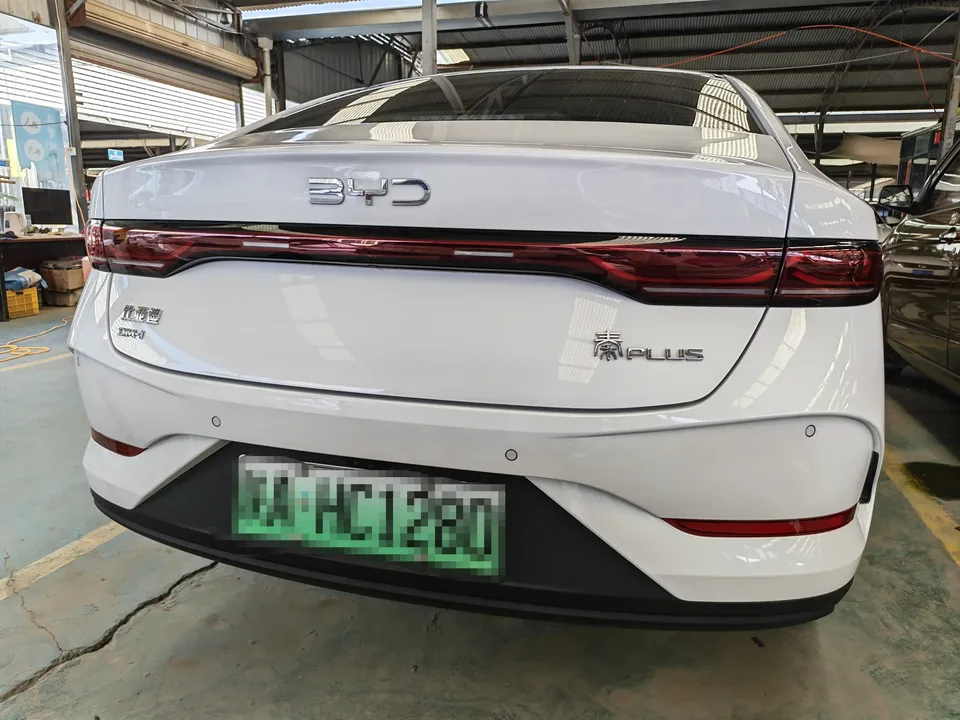 BYD Qin PLUS DM Qin PLUS DM 2025 DM-i Intelligent Driving Version 128KM Progressive 2026 — thumbnail 2