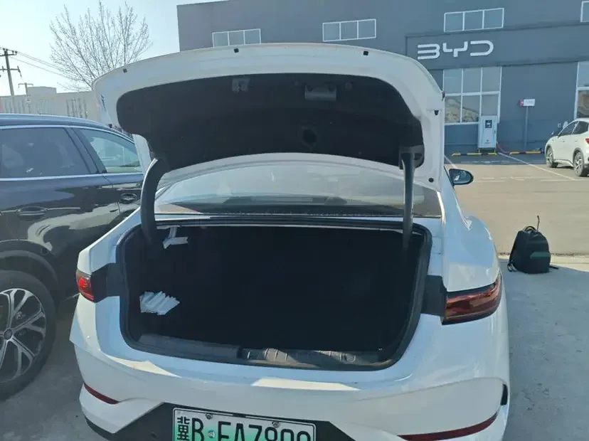 BYD Qin PLUS DM Qin PLUS DM 2025 DM-i 120KM Intelligent Driving Edition 2025 — thumbnail 3